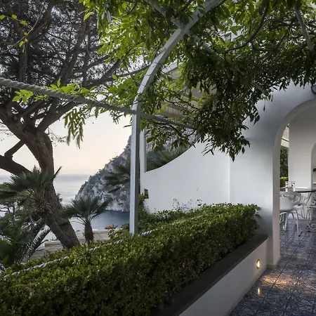 Lhp La Giara Вилла