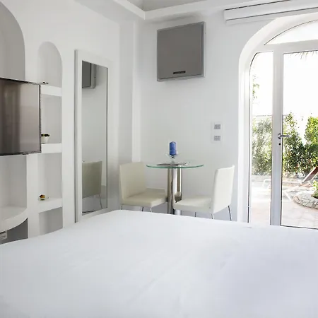 Lhp La Giara Капри